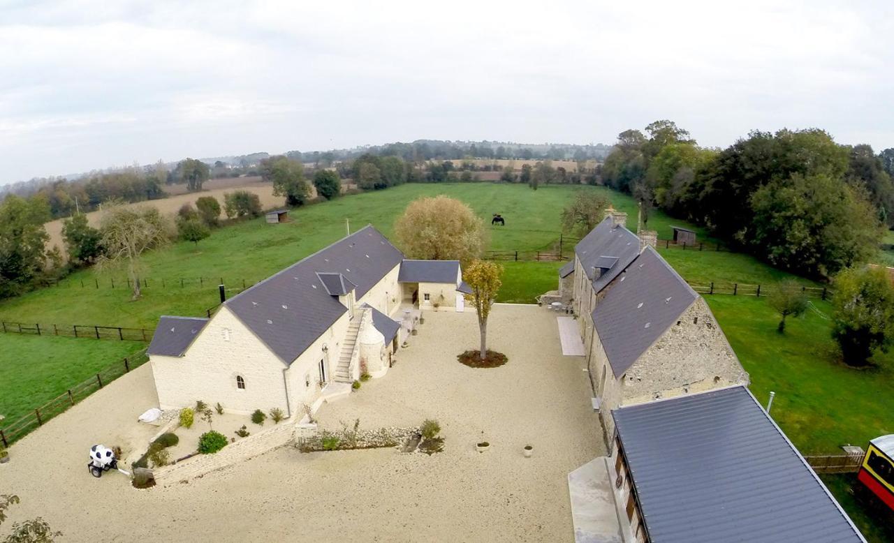 Bed and Breakfast Les Pérelles Saint-Vigor-le-Grand Esterno foto